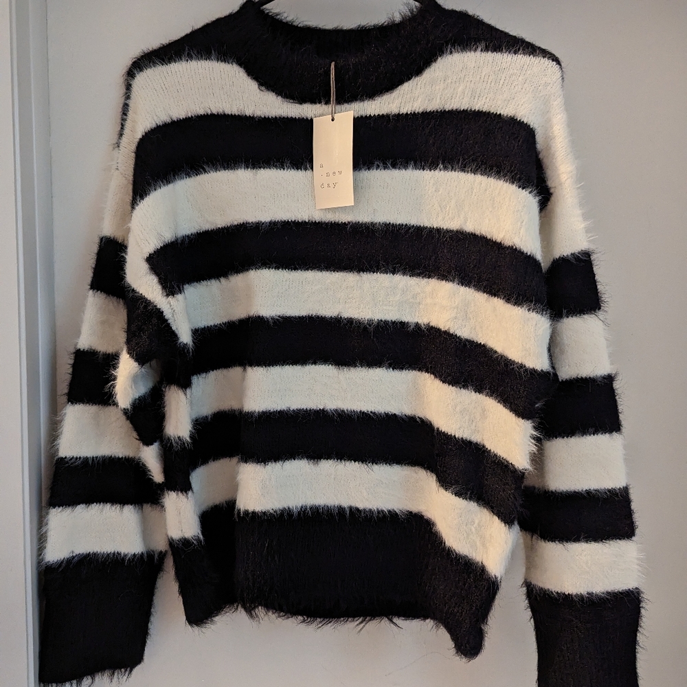 Black and white striped fuzzy sweater punk rock size small